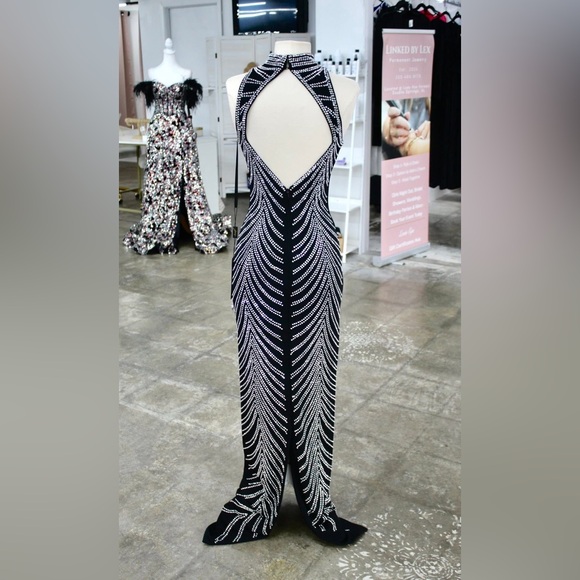 Johnathan Kayne Elegant Black and Silver Strapless Gown - Picture 2 of 2